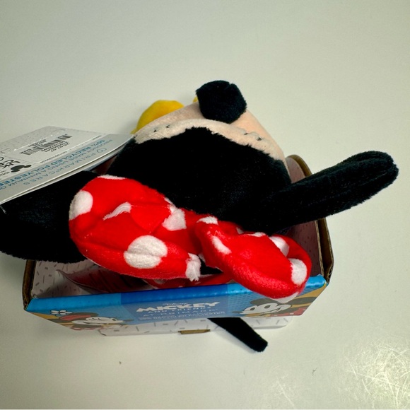 NWT. Disney Primark shoulder plush. Minnie Mouse shoudler plush - Picture 8 of 11